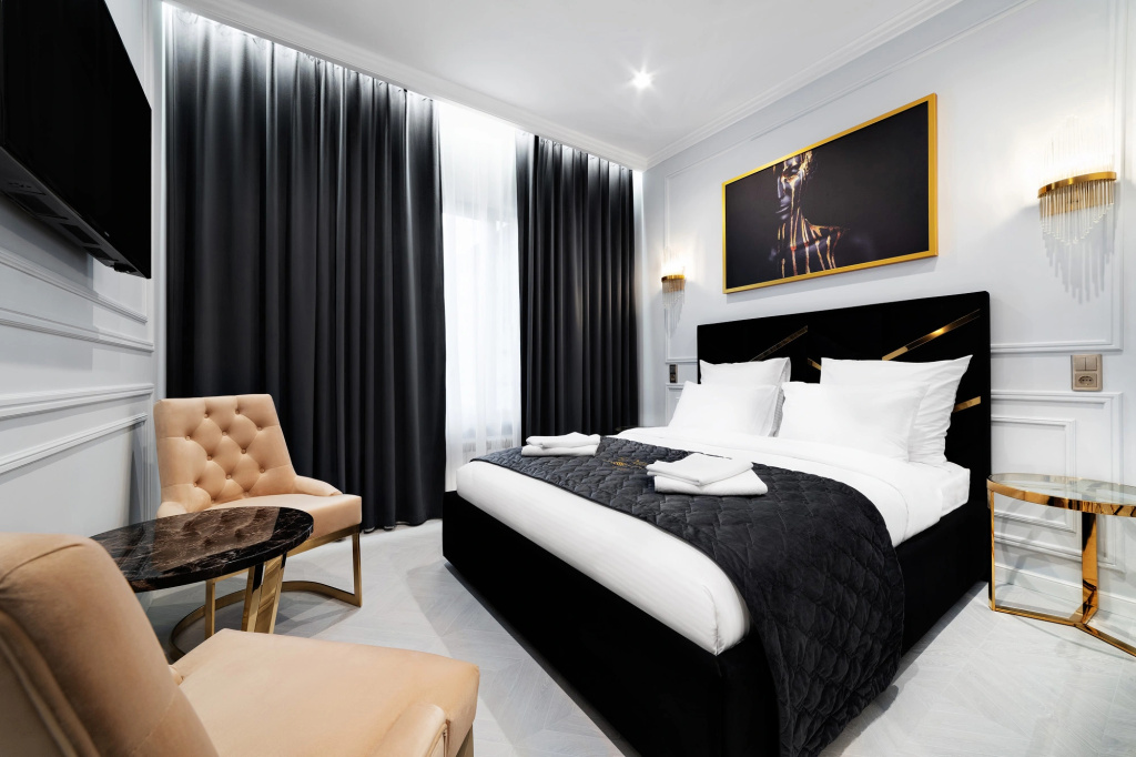 LeMar Hotel