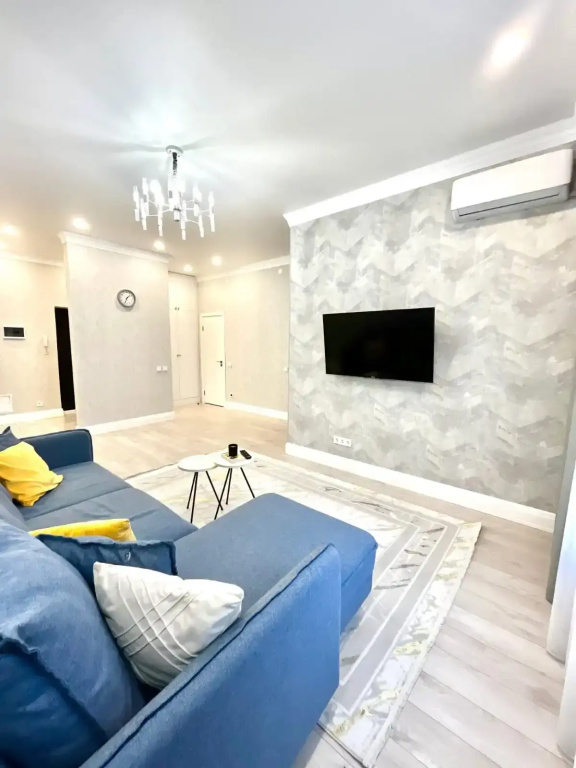 Апартаменты Уютная 2х комнатная квартира в Seven House