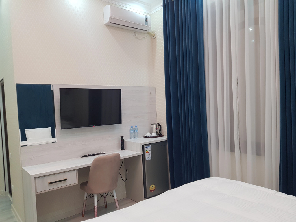 Hotel Sharq