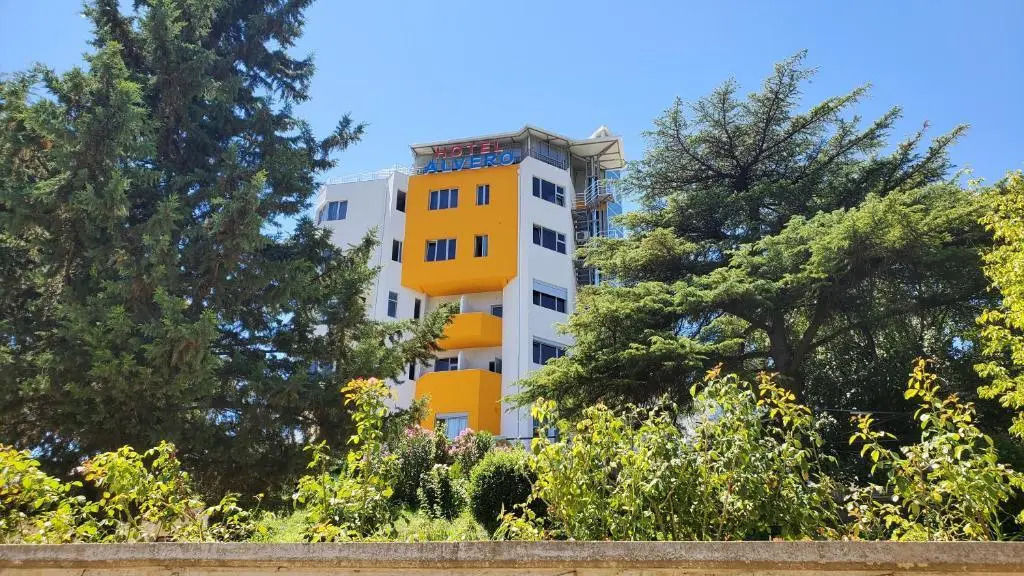 Alvero Hotel