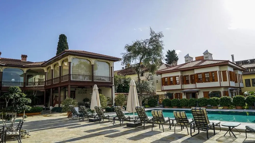 RuinAdalia Hotel