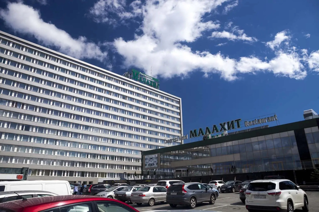 Отель Малахит