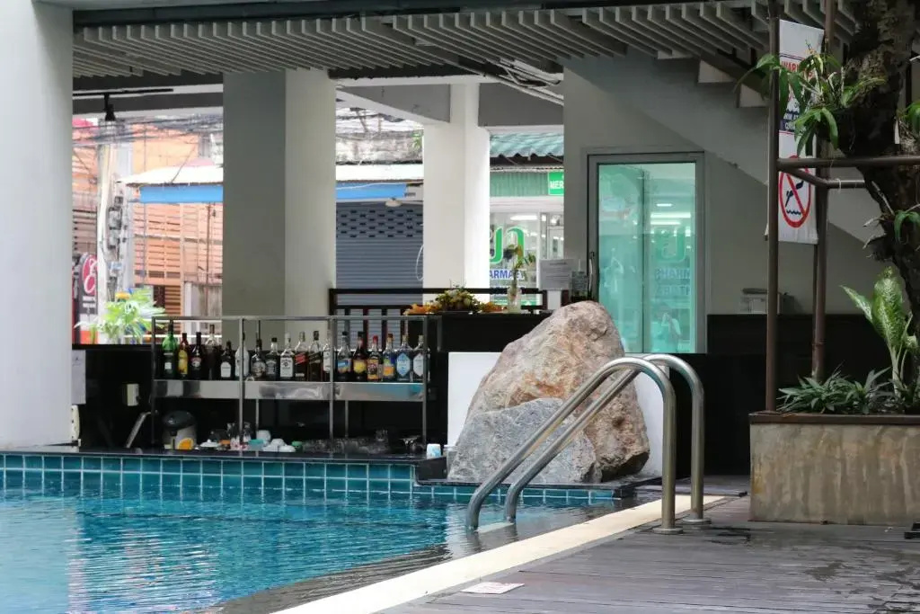 Отель Sunshine Hotel & Residences