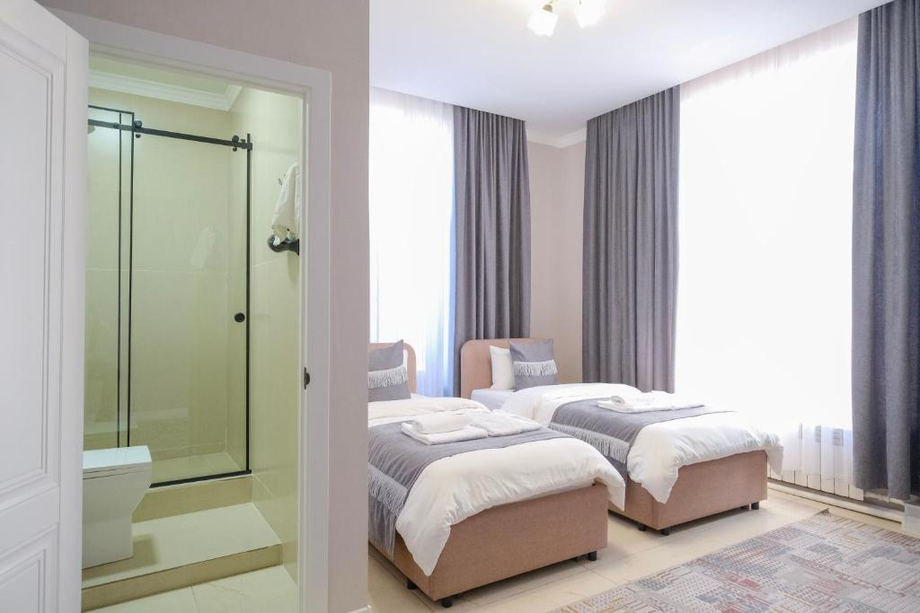 AVANT Hotel