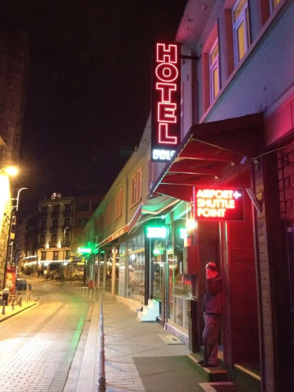 Erenler HoTeL & HosTeL