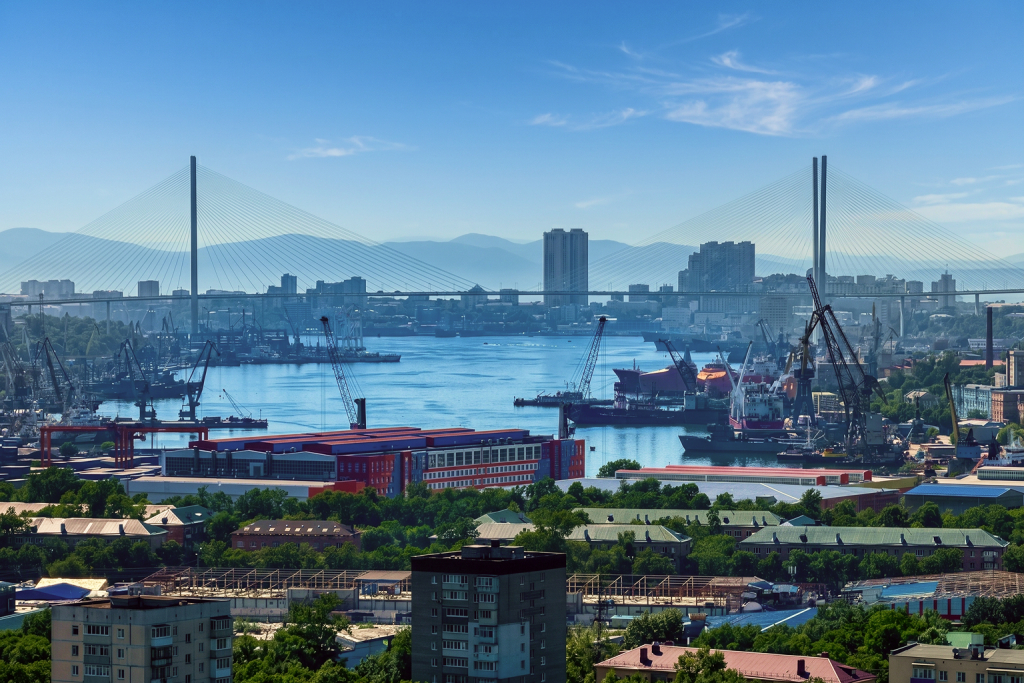 Квартира Уютная студия с Видом на Золотой Мост