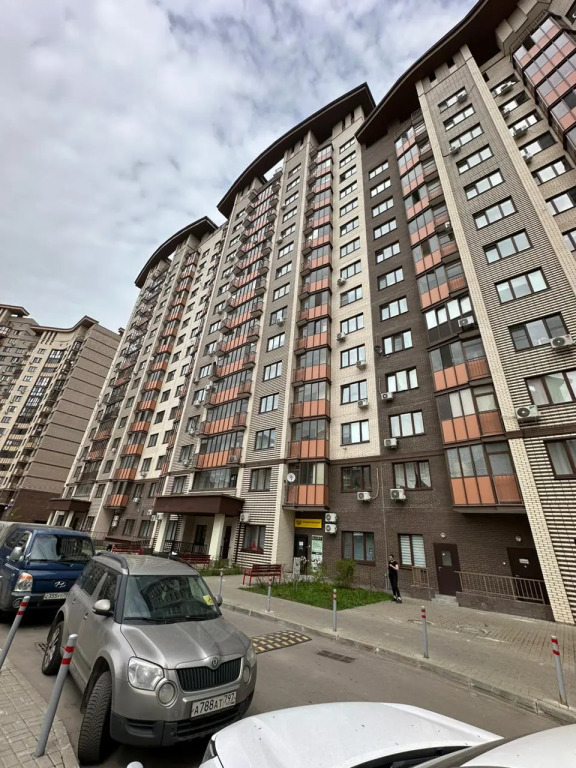 Апартаменты Истоман 2+2 в спальном микрорайоне