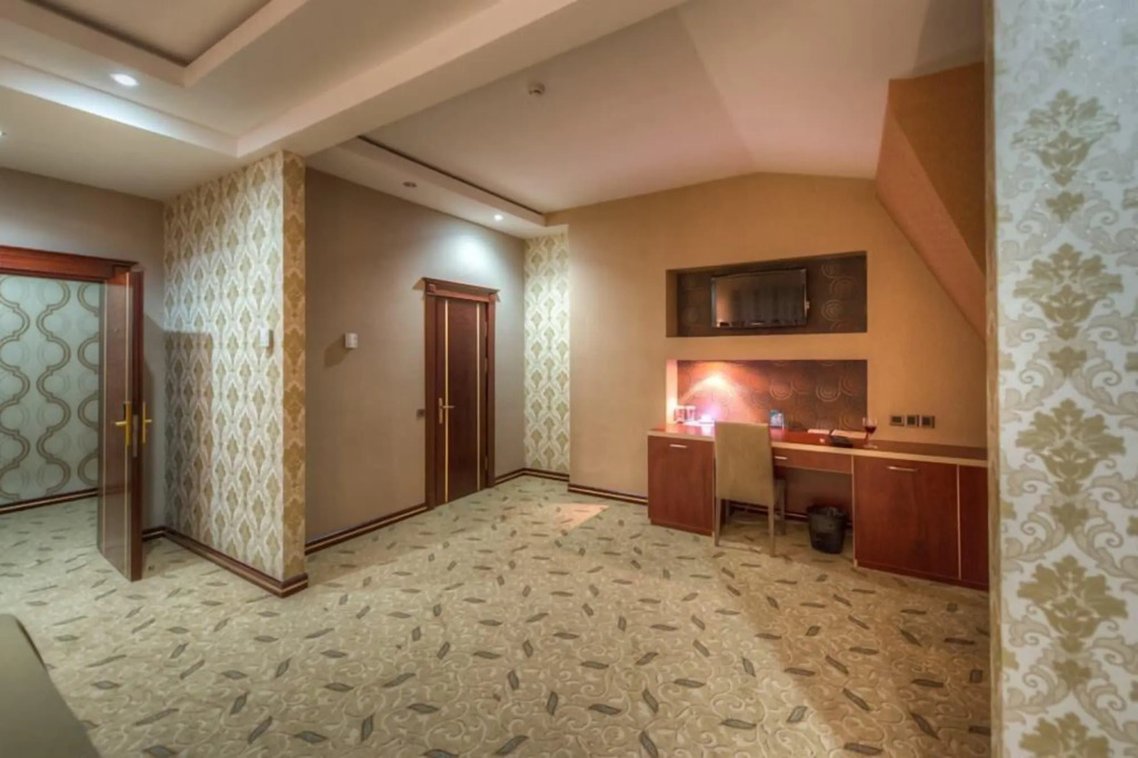 Grand Hotel Baku Central Park