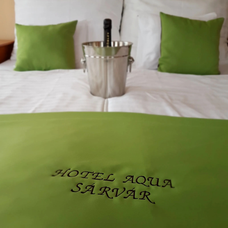 Отель Aqua Sarvar