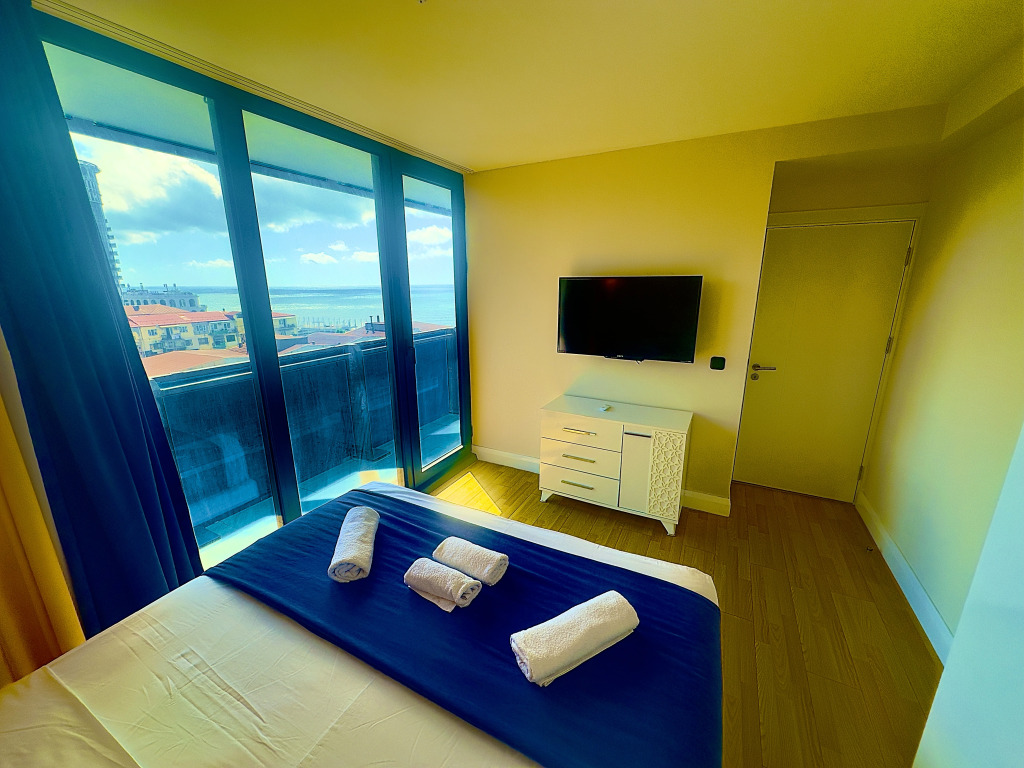 Квартира Sea view vip resort 1127
