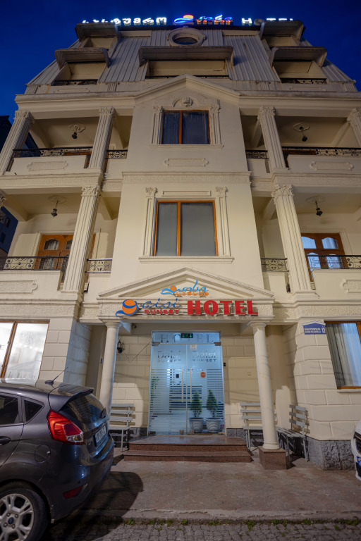 Daisi Sunset Hotel