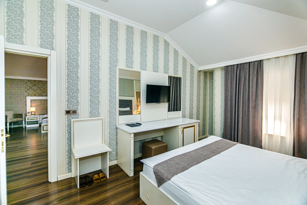 Отель Maris Baku