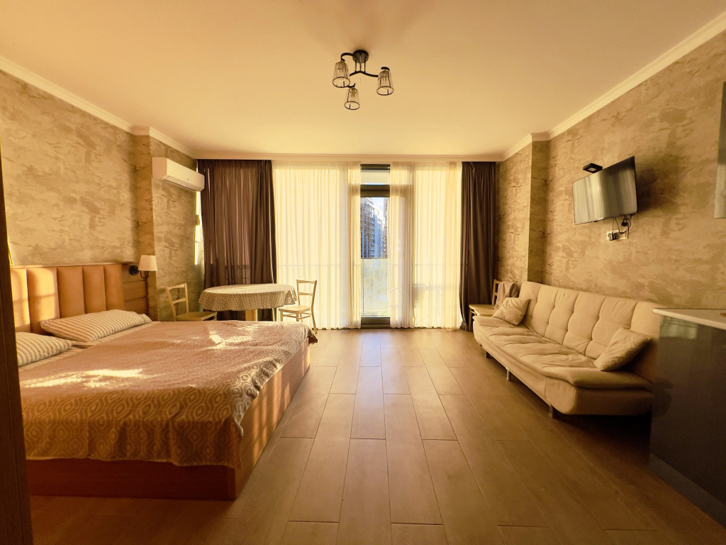 Апартаменты просторные с боковым видом на море в Batumi View
