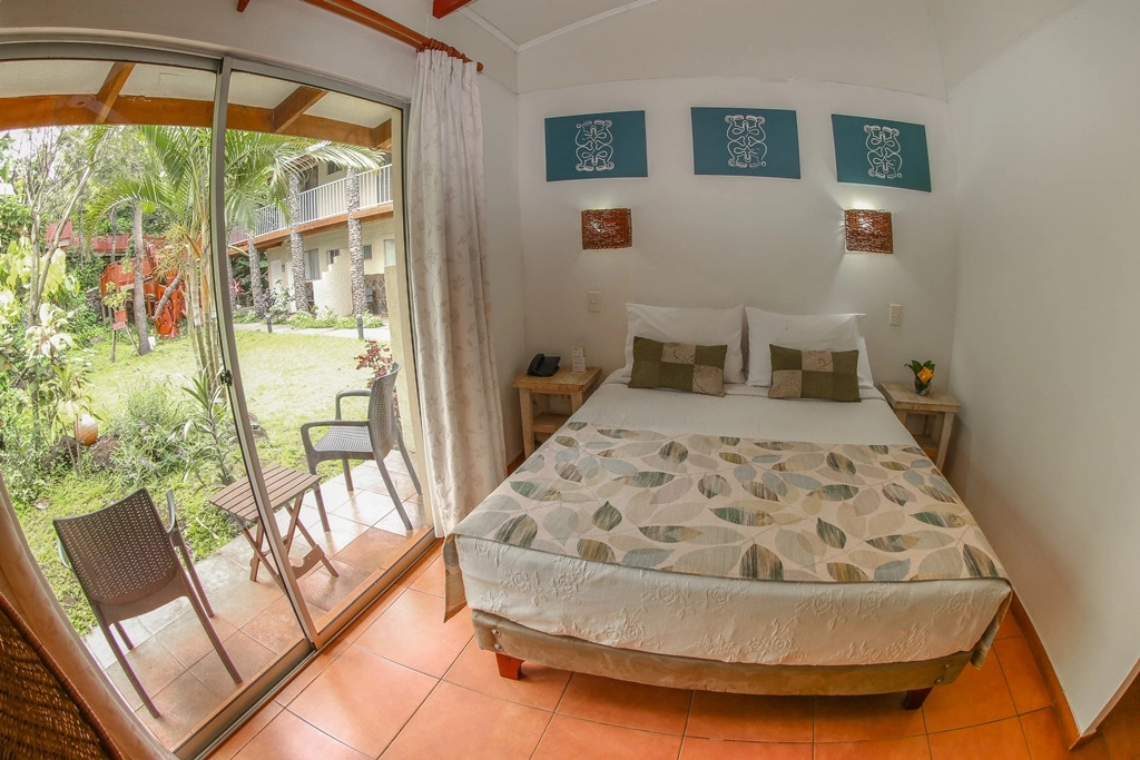 Отель Easter Island Eco Lodge