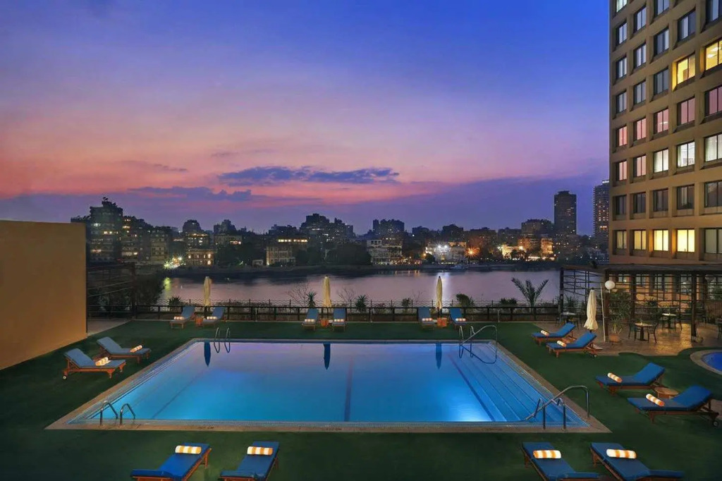 Отель Cairo World Trade Center Hotel & Residences