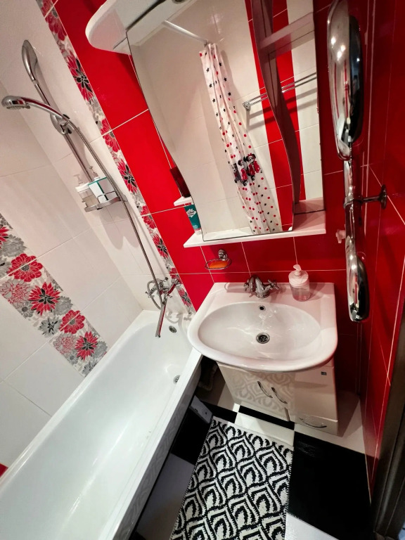 Квартира 2-к. квартира 62 м² 9/9 эт.
