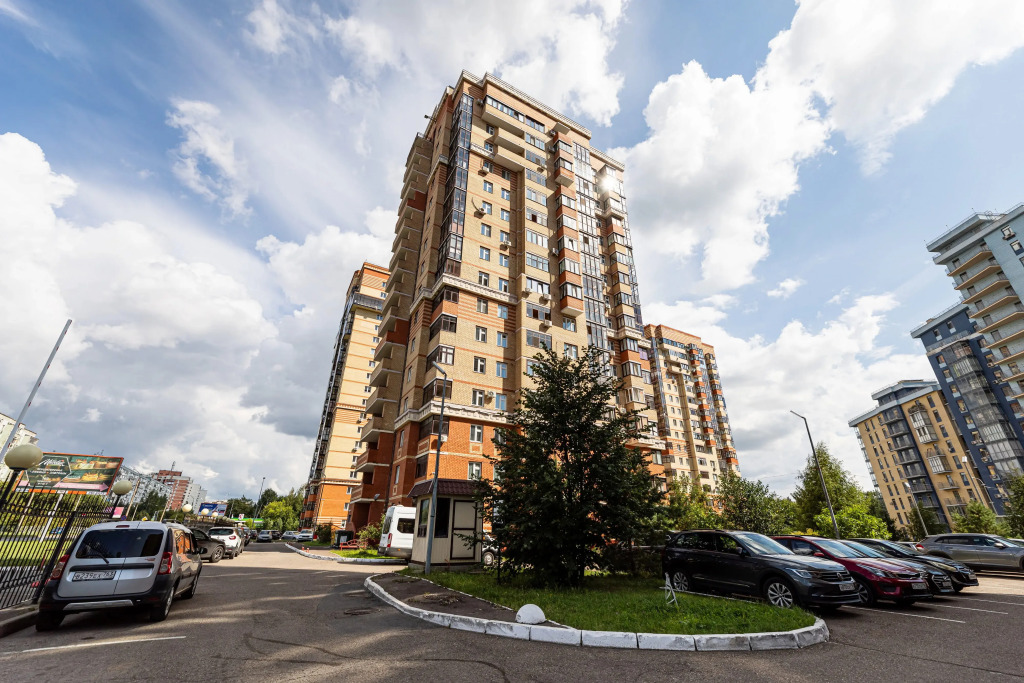 Квартира у леса и ст.м. Дубравная