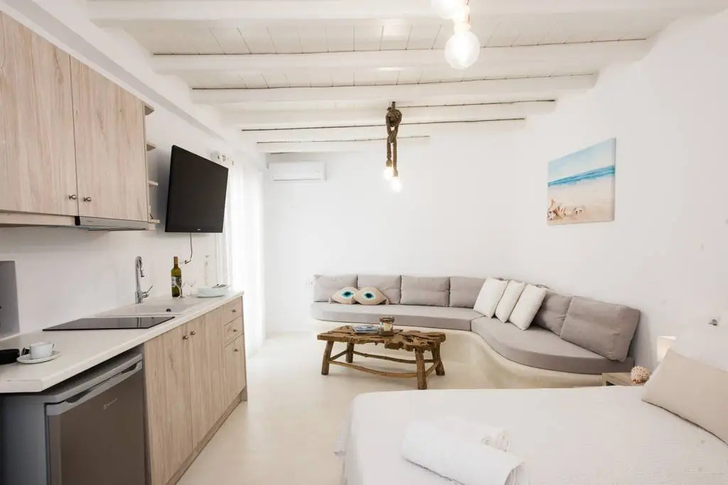 Апартаменты Gorgeous Studio In Cycladic Architecture Overlooking The Aegean