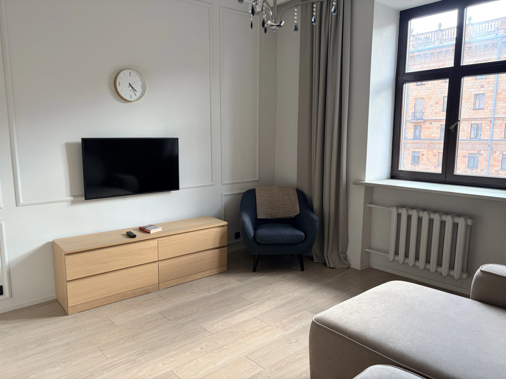 Квартира на сутки в центре Минска LuxHouse 2+2+1