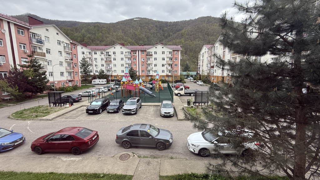 Квартира в самом сердце курорта Красная Поляна. С шикарным видом на горы. 3 отдельные комнаты