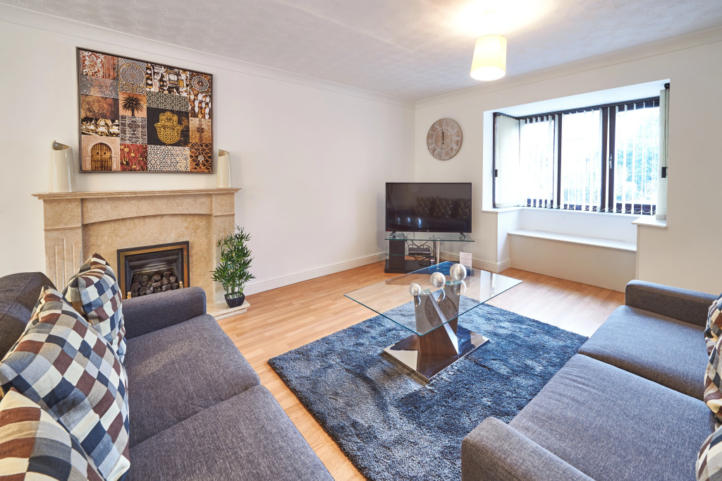 Гостевой Дом Furzton Serviced Houses - Shortstay MK