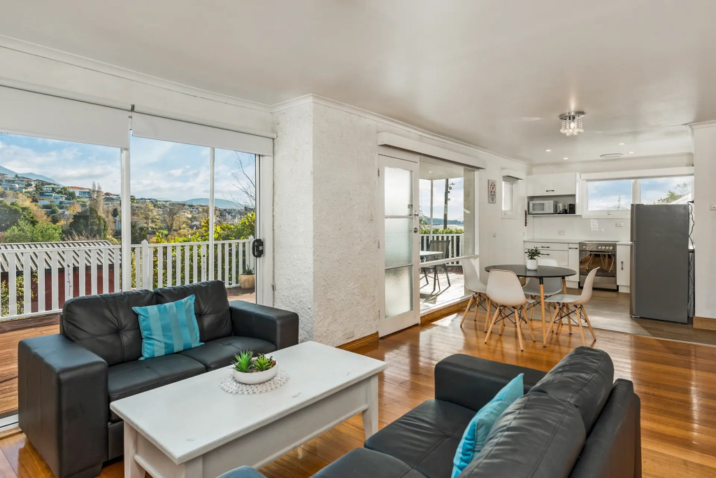 Апартаменты Long Beach House