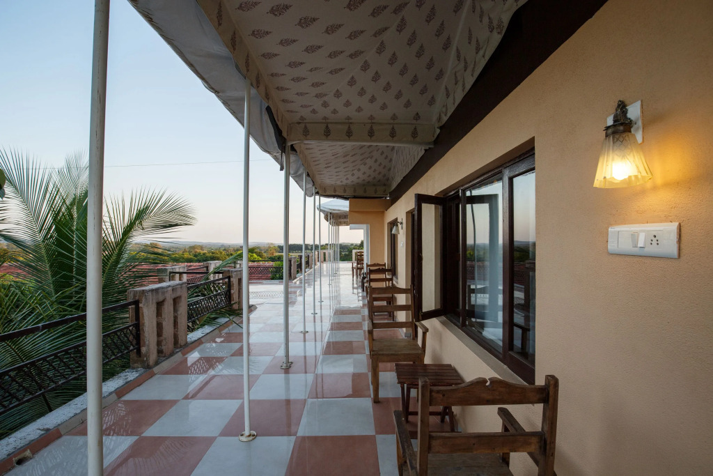 Отель Gir Lions Paw Resort