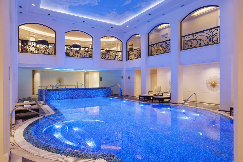5 ★ Отель The St. Regis Moscow Nikolskaya