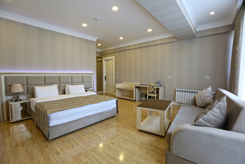 Отель Grand Inn Baku