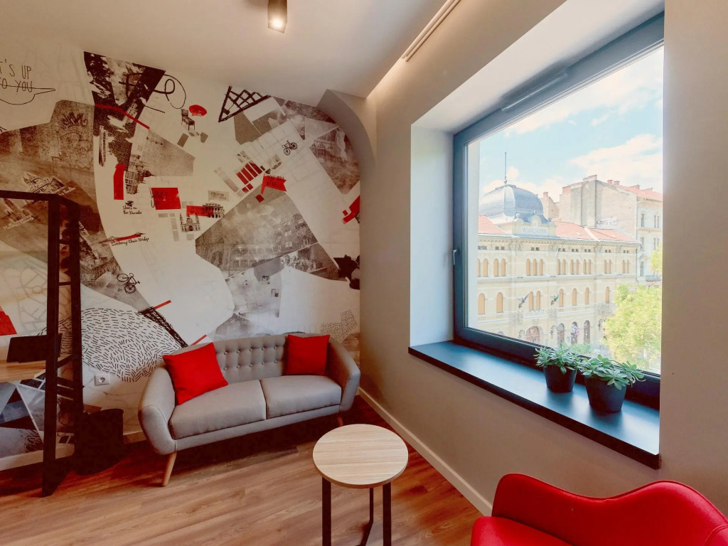 Отель Up Budapest