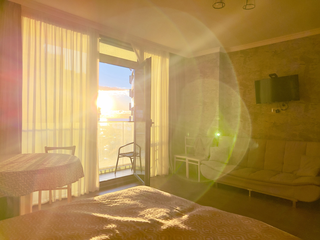 Апартаменты просторные с боковым видом на море в Batumi View