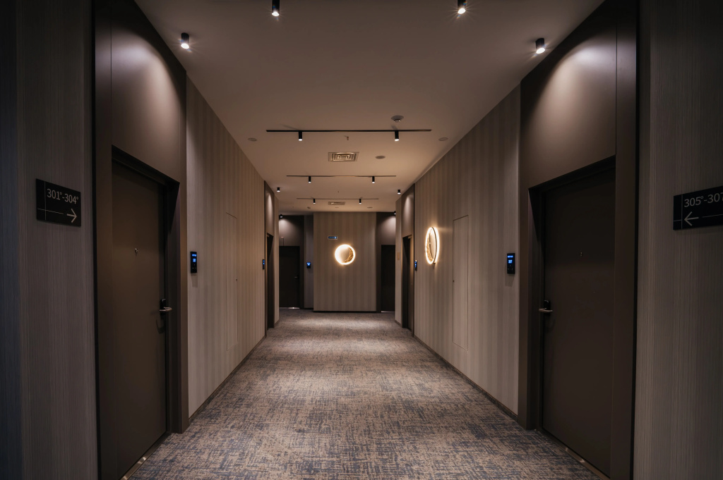 West Plaza Hotel