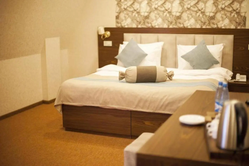 Auroom Hotel