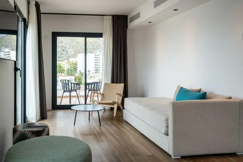 Отель THB Bamboo Alcudia Hotel