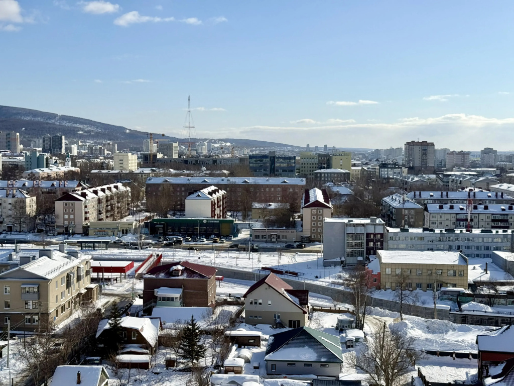 Квартира Рента 65 с Видом на Город с 16-го Этажа