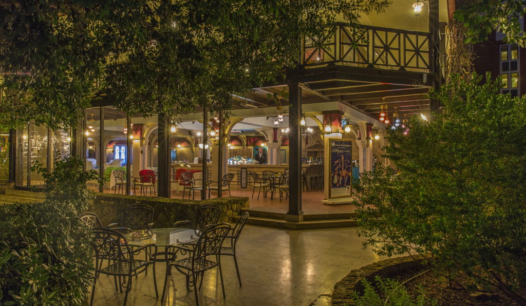 Отель Merit Crystal Cove Casino & SPA