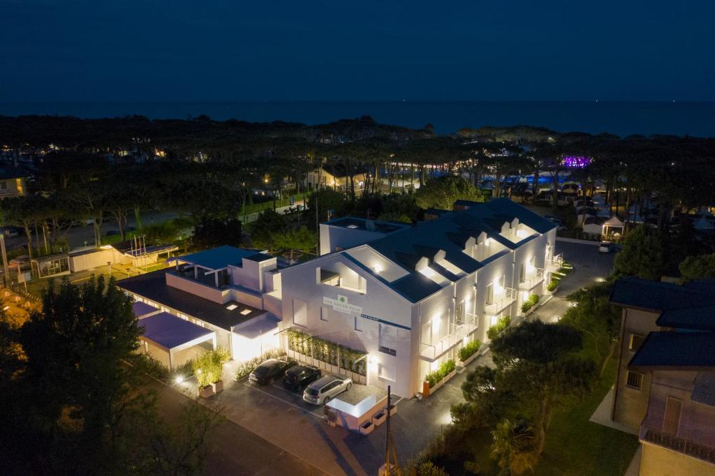 The Green Park Hotel WellnessSpa & Restaurant