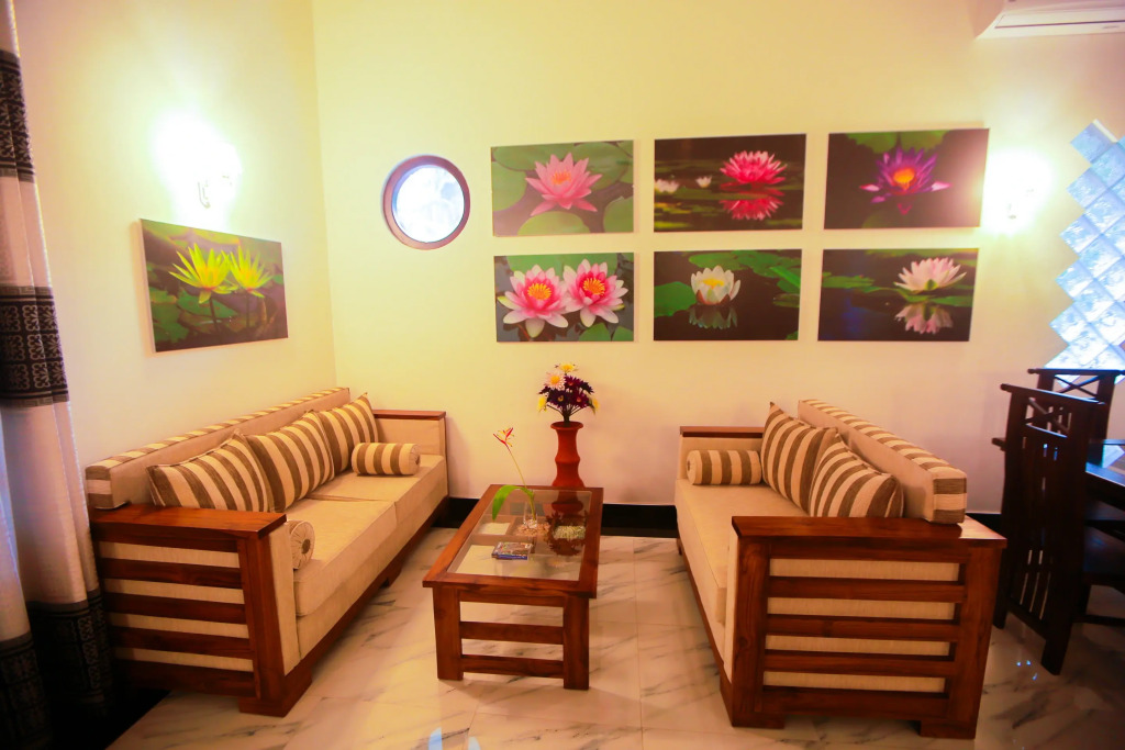 SRI LANKAN VILLA