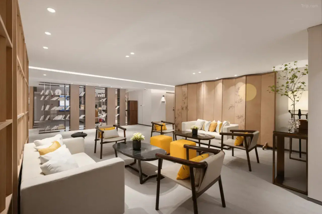 Отель Yunju Beijing Shoudu Eryansuo Sanlitun