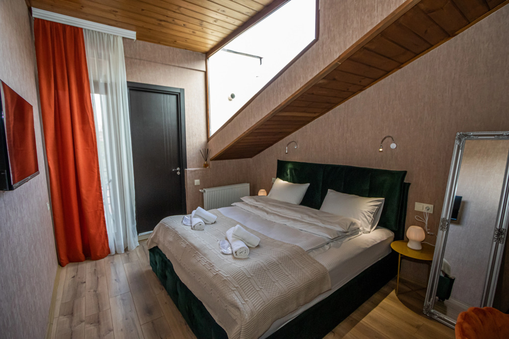 Отель Old Tbilisi 5 rooms