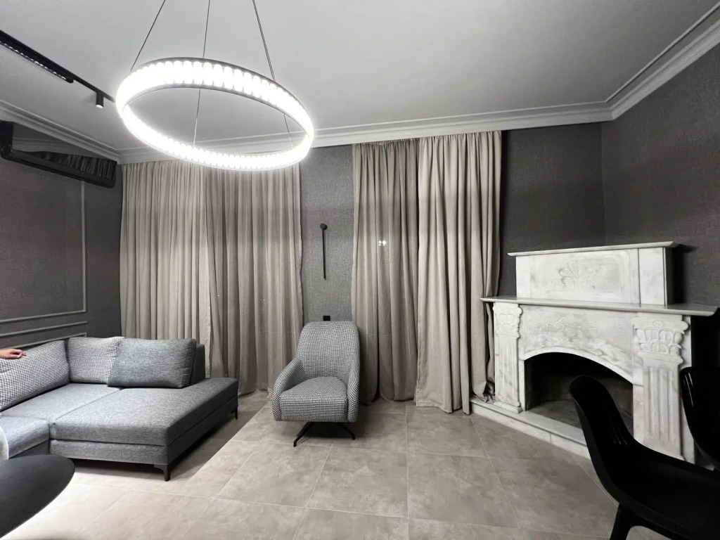Apartments Leitmotif
