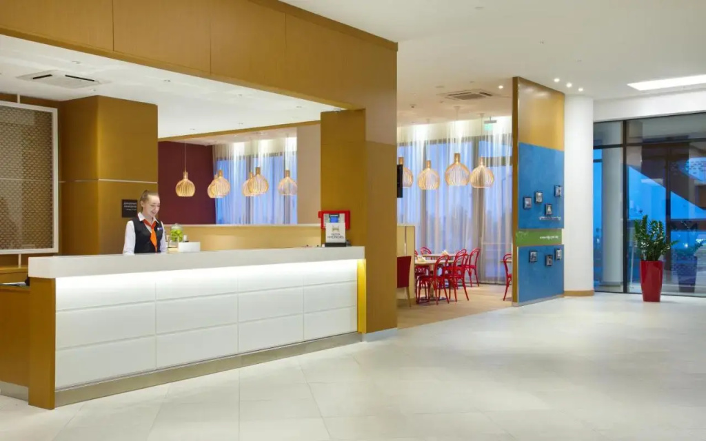 Hampton by Hilton Saint-Petersburg ExpoForum