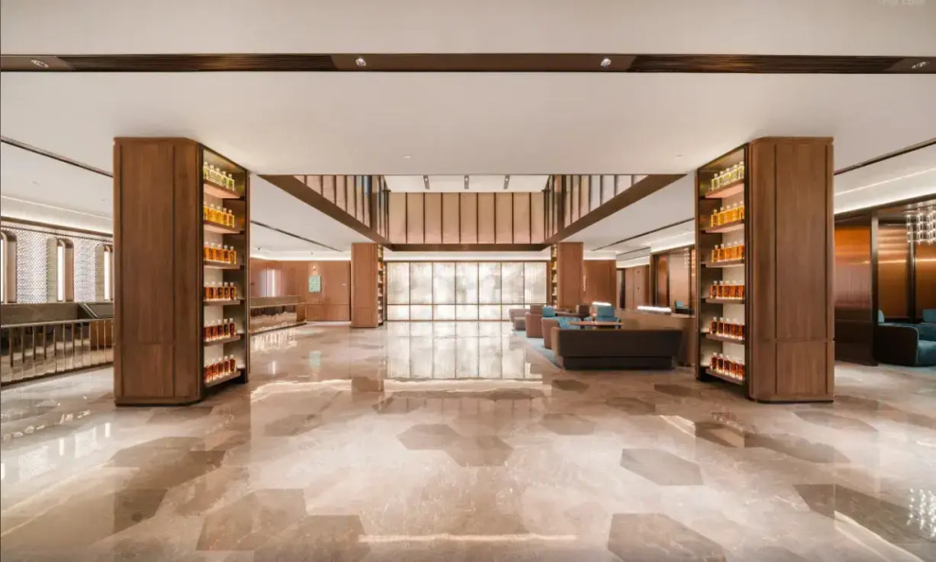 Crystal Hotel in Universal Tongzhou Resort Beijing