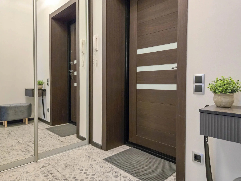 Квартира на Петрова сеть ЙоХоум