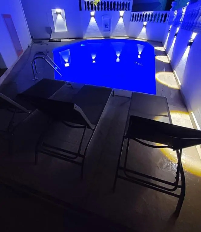 Отель The Professor's Hotel