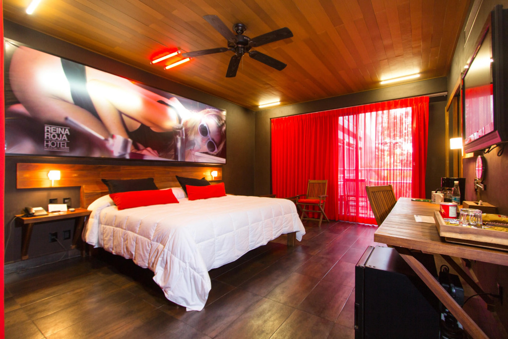 Отель La Reina Roja Boutique adults only