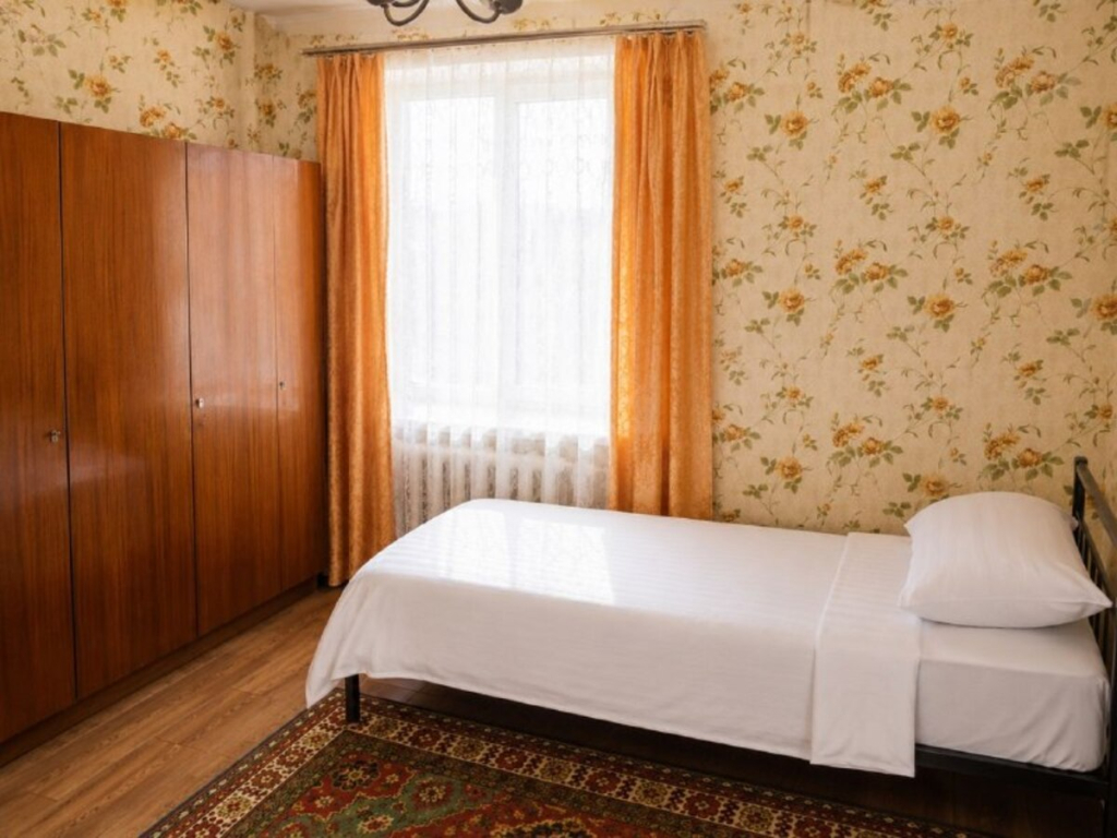 Квартира двухкомнатная Natalie Rooms у ДК Горизонт