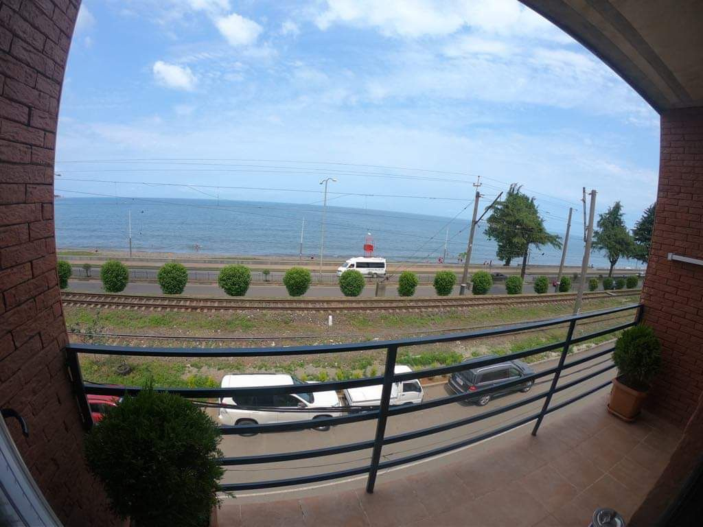 Black Sea Horizon