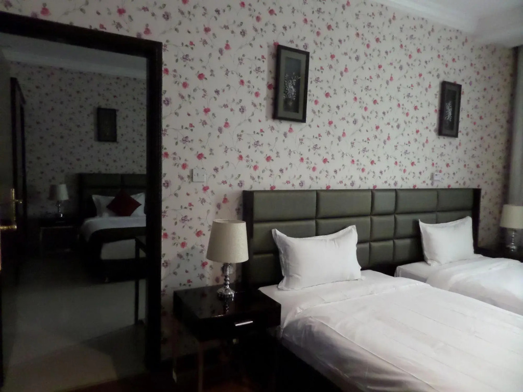 City Tower Hotel