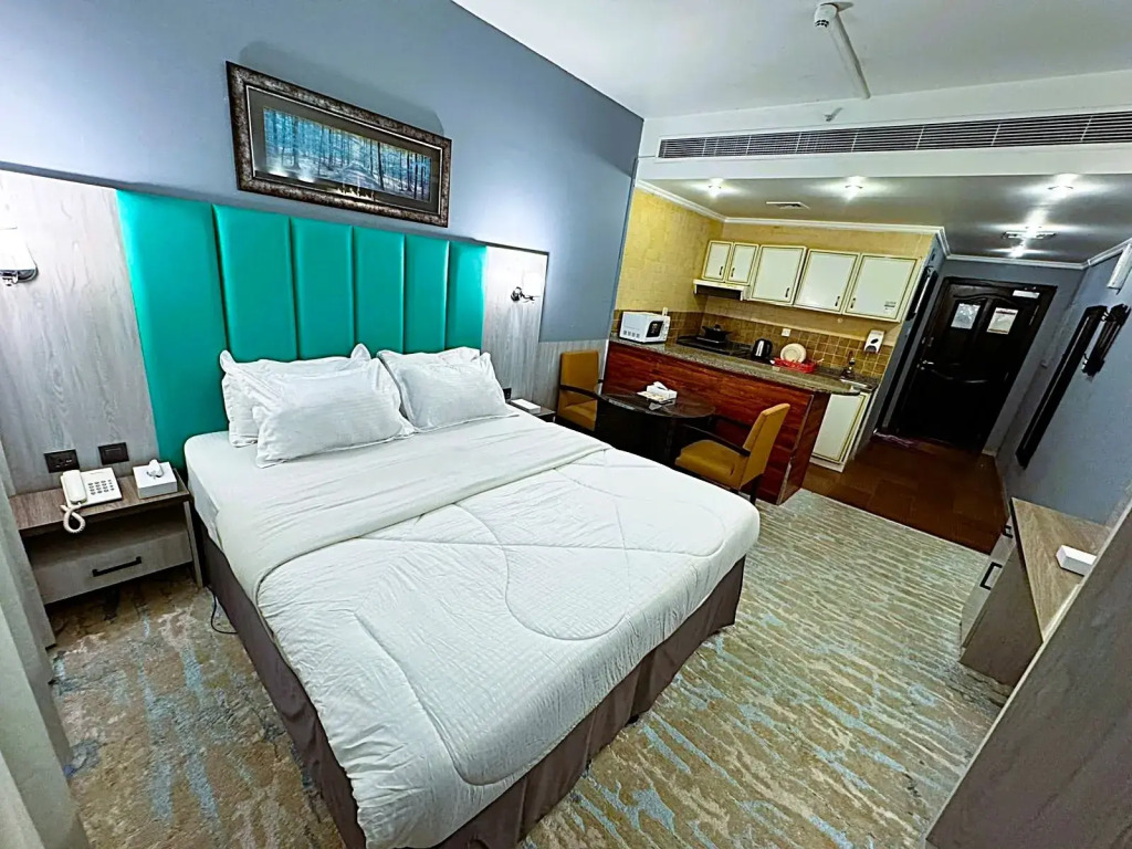 Hafez Hotel Apartments - Al Ras Metro Station